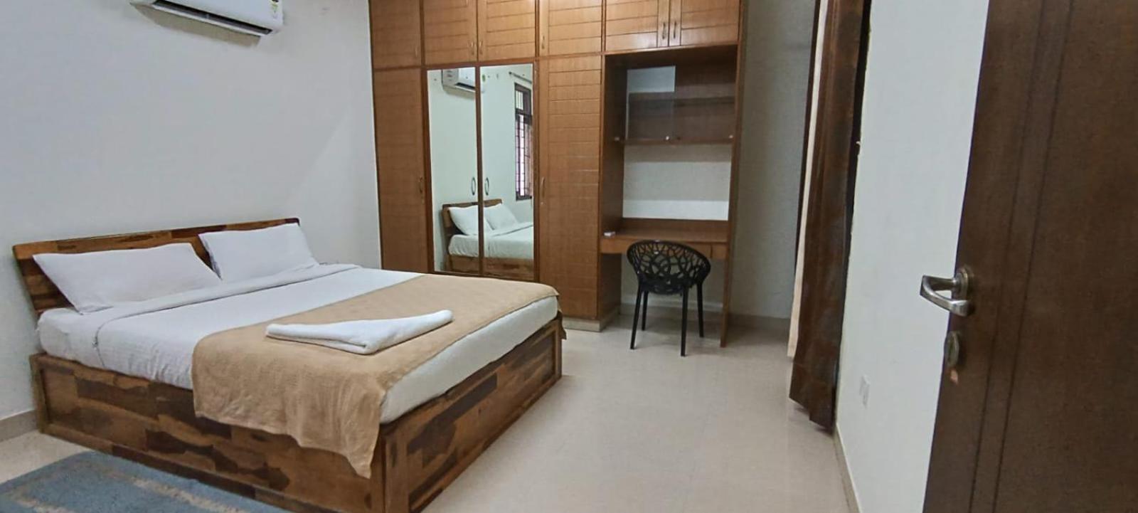 Lmh Bangalore II Luaran gambar